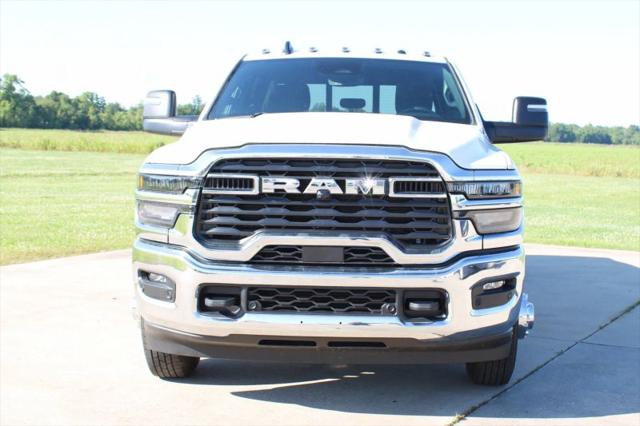 2026 Ram 3500 Tradesman Crew Cab 4x4 8' Box