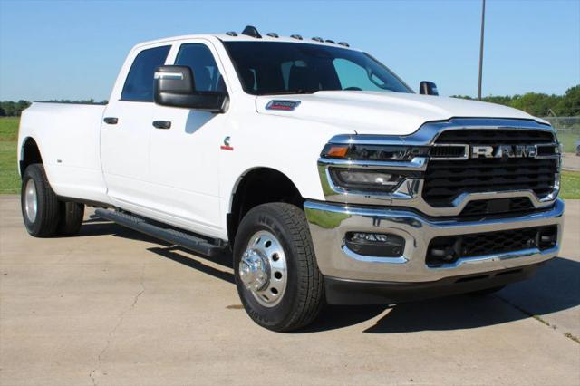 2026 Ram 3500 Tradesman Crew Cab 4x4 8' Box