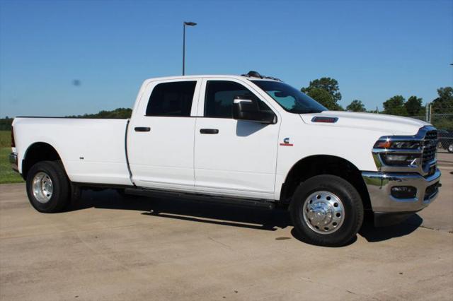 2026 Ram 3500 Tradesman Crew Cab 4x4 8' Box