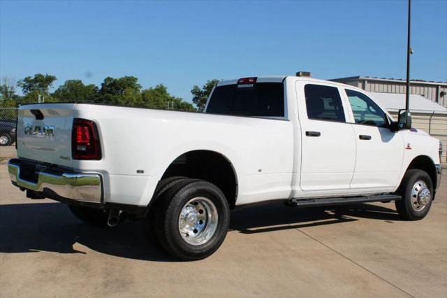 2026 Ram 3500 Tradesman Crew Cab 4x4 8' Box
