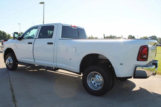 2026 Ram 3500 Tradesman Crew Cab 4x4 8' Box