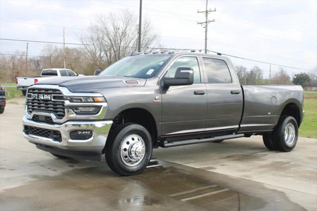 2026 Ram 3500 Tradesman Crew Cab 4x4 8' Box