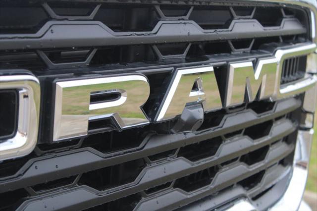 2026 Ram 3500 Tradesman Crew Cab 4x4 8' Box