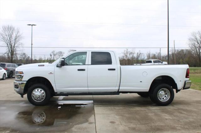 2026 Ram 3500 Tradesman Crew Cab 4x4 8' Box