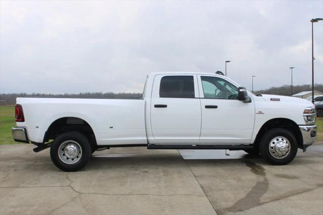 2026 Ram 3500 Tradesman Crew Cab 4x4 8' Box