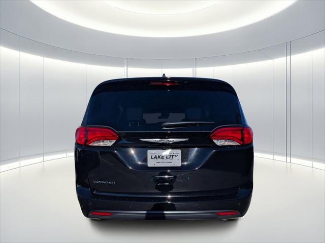 2026 Chrysler Voyager LX