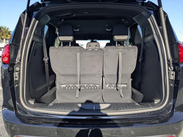 2026 Chrysler Voyager LX