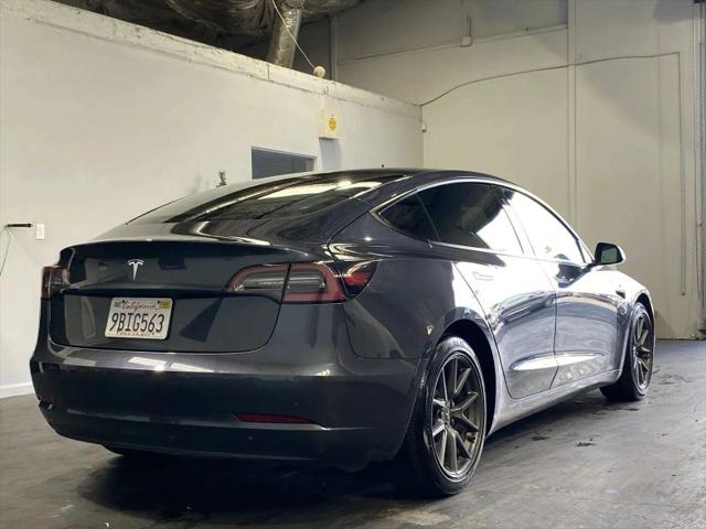 2021 Tesla Model 3 Standard Range Plus Rear-Wheel Drive