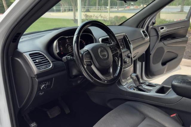 2020 Jeep Grand Cherokee Laredo E 4x4