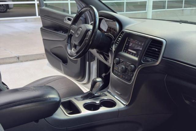 2020 Jeep Grand Cherokee Laredo E 4x4