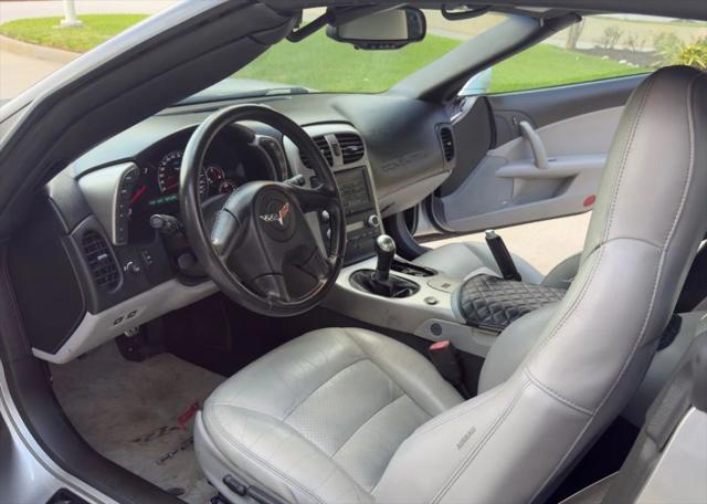 2005 Chevrolet Corvette Base