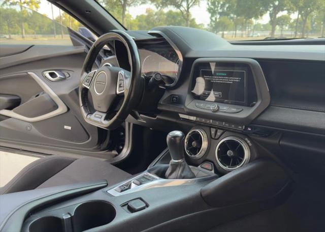 2017 Chevrolet Camaro 1LT