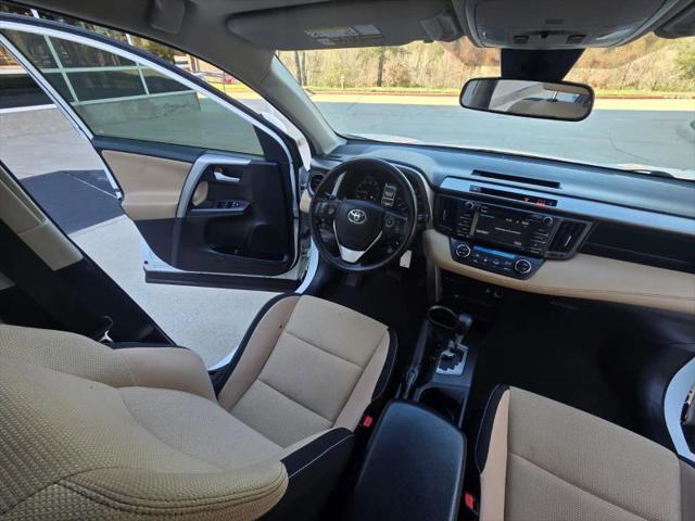 2017 Toyota RAV4 XLE