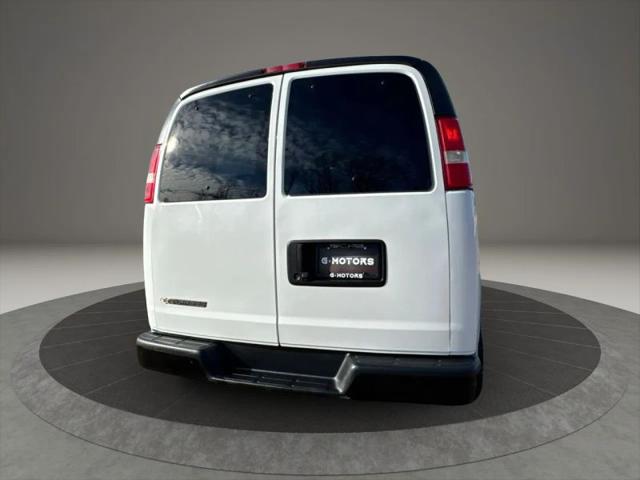 2019 Chevrolet Express LS