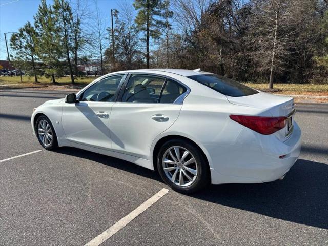 2015 INFINITI Q50 Premium
