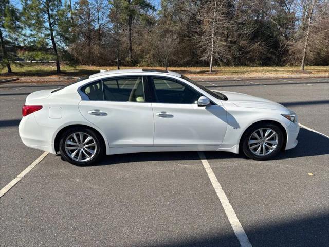 2015 INFINITI Q50 Premium