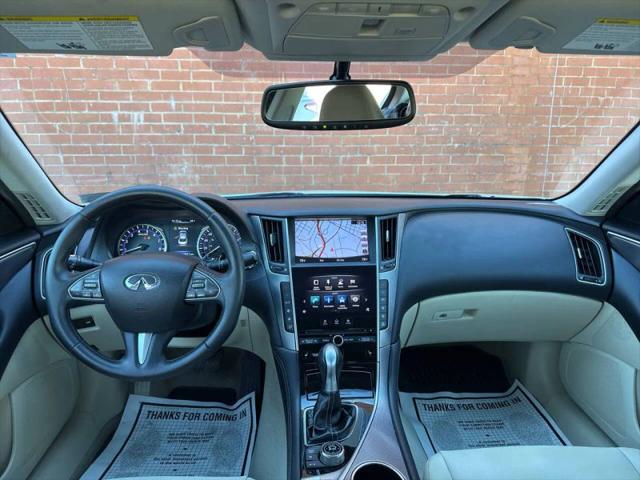 2015 INFINITI Q50 Premium