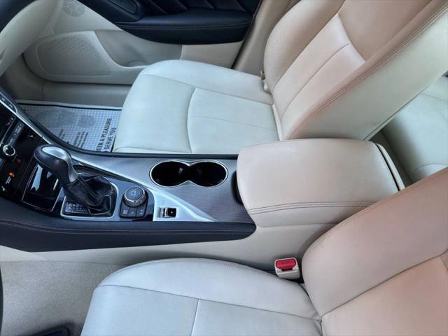 2015 INFINITI Q50 Premium