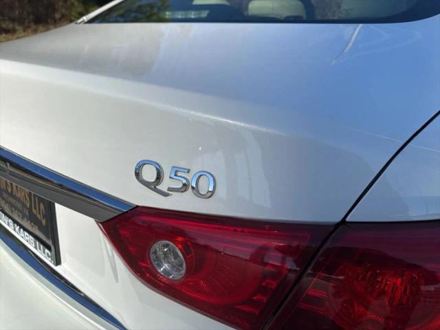 2015 INFINITI Q50 Premium