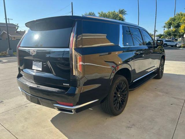 2022 Cadillac Escalade ESV 4WD Luxury