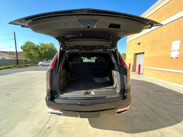2022 Cadillac Escalade ESV 4WD Luxury