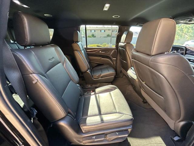 2022 Cadillac Escalade ESV 4WD Luxury