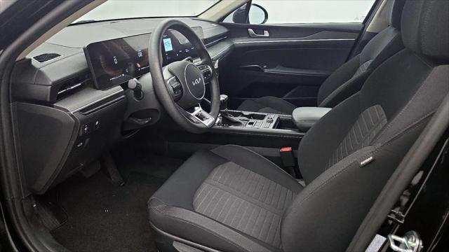 2025 Kia K5 LXS