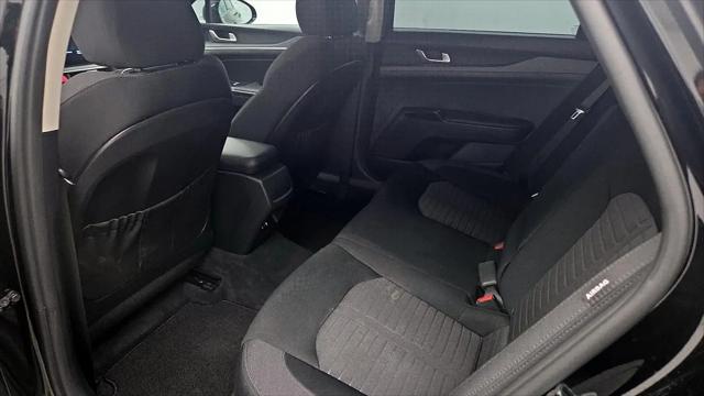 2025 Kia K5 LXS