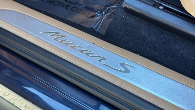 2017 Porsche Macan S