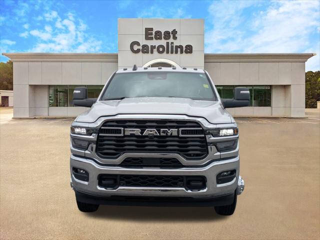 2026 Ram 3500 Tradesman Crew Cab 4x4 8' Box