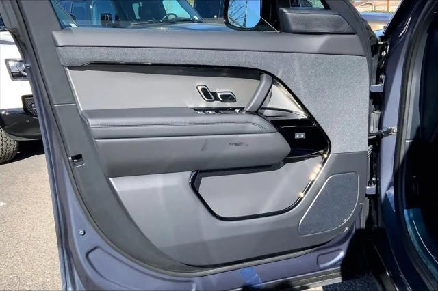 2026 Land Rover Range Rover Sport P360 SE