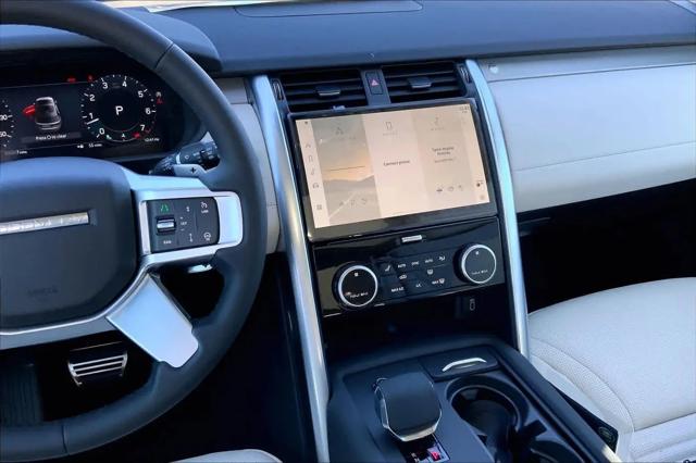 2026 Land Rover Discovery Gemini Edition