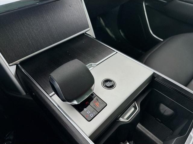 2026 Land Rover Range Rover P400 SE