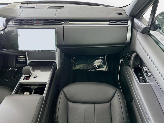 2026 Land Rover Range Rover P400 SE