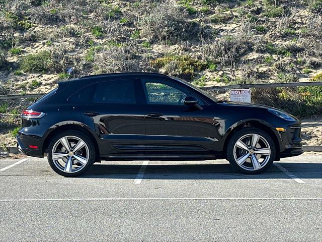 2025 Porsche Macan AWD