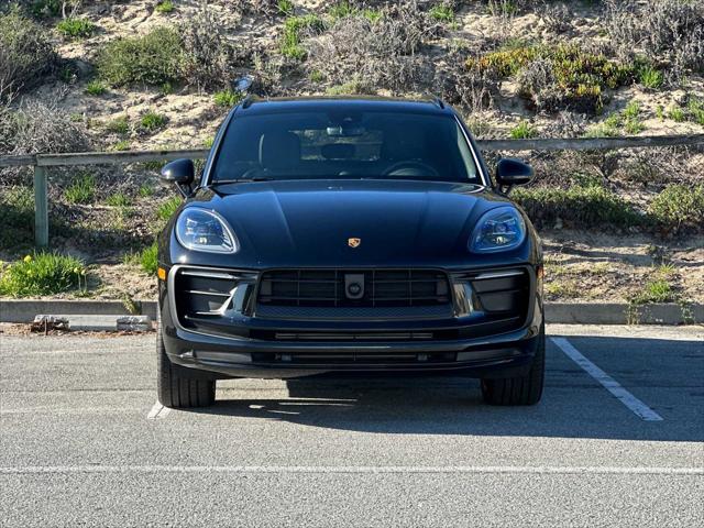 2025 Porsche Macan AWD