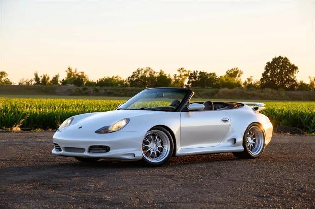 2000 Porsche 911 911 Carrera 4