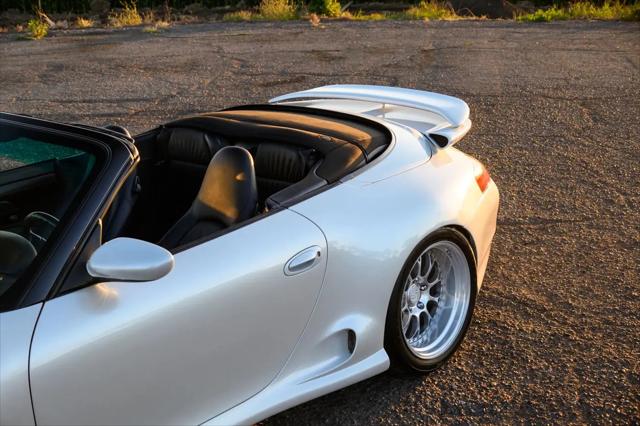 2000 Porsche 911 911 Carrera 4