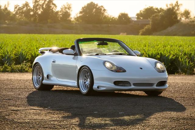 2000 Porsche 911 911 Carrera 4