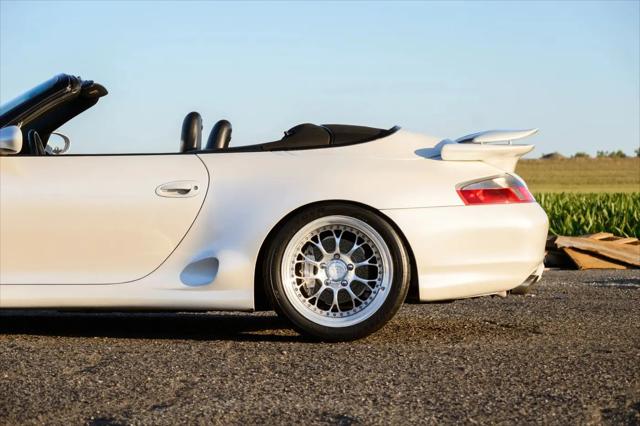 2000 Porsche 911 911 Carrera 4