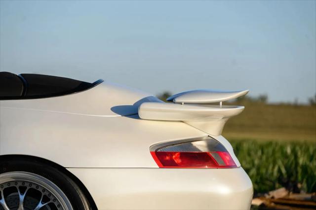 2000 Porsche 911 911 Carrera 4