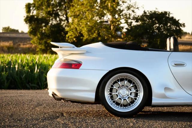 2000 Porsche 911 911 Carrera 4