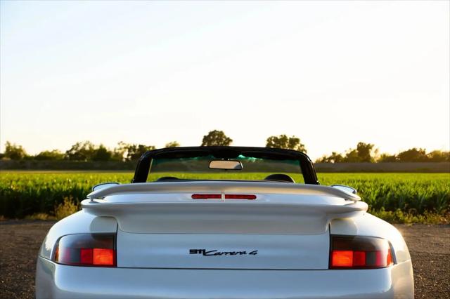 2000 Porsche 911 911 Carrera 4