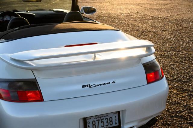 2000 Porsche 911 911 Carrera 4