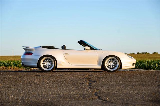 2000 Porsche 911 911 Carrera 4