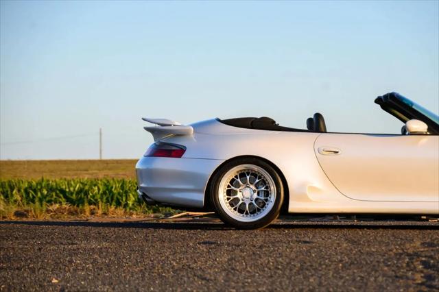 2000 Porsche 911 911 Carrera 4