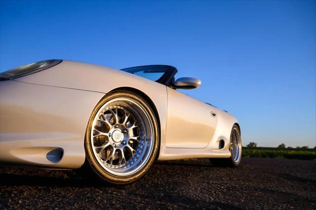 2000 Porsche 911 911 Carrera 4