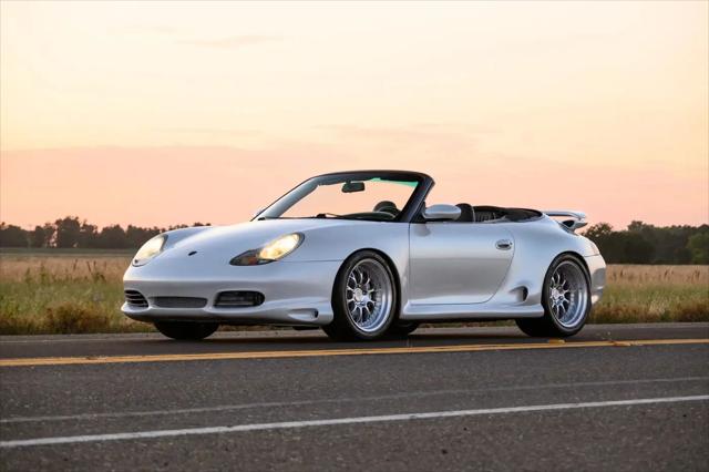 2000 Porsche 911 911 Carrera 4