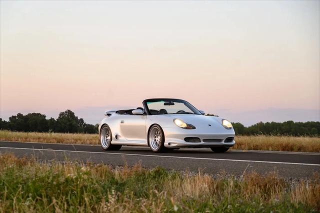 2000 Porsche 911 911 Carrera 4