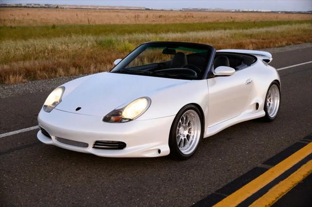 2000 Porsche 911 911 Carrera 4